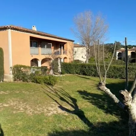 Lägenhet Le Domaine De Figuiere Yourhosthelper *